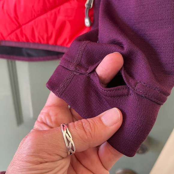 Smartwool puff Women's Red and Purple Jacket - Picture 5 of 13